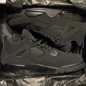 Retro 4 Black Cat